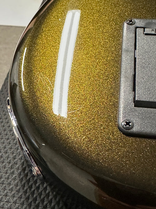Used Fender American Ultra II Jazz Bass (2024) - Texas Tea #60776 with Gig Bag