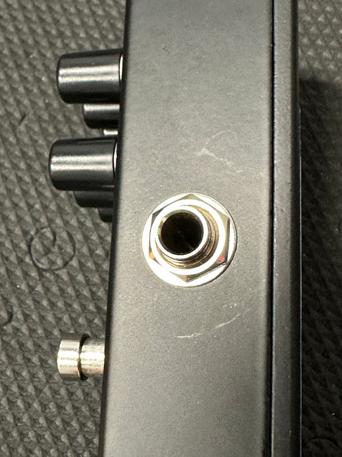 Used Electro-Harmonix Nano Metal Muff
