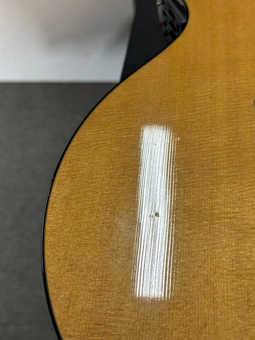 Used Guild USA F5CE-NT (1993) - Natural #00069 with Hard Case