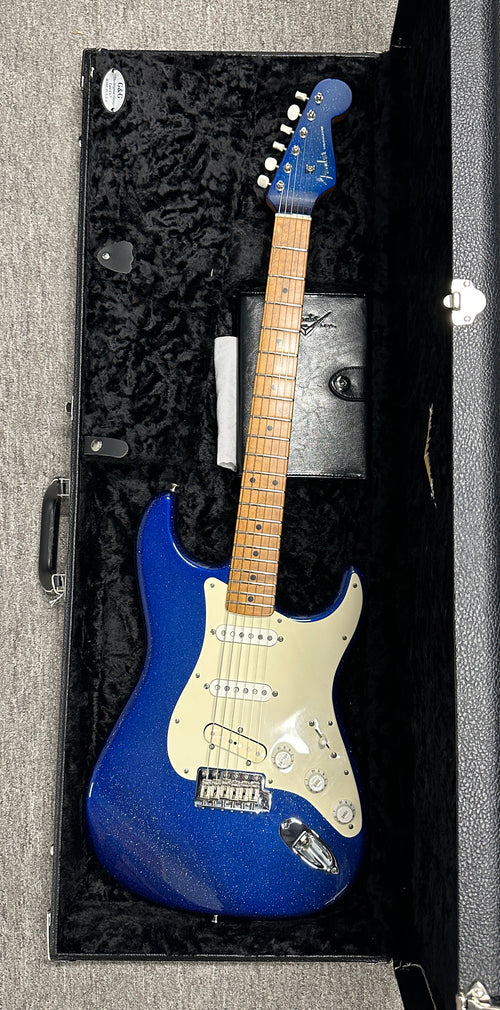 Used Fender Custom Shop John Cruz EU Masterdesign Mod Rock Strat (2019) - Bright Silver/Blue Metallic #23280 with Original Hard Case