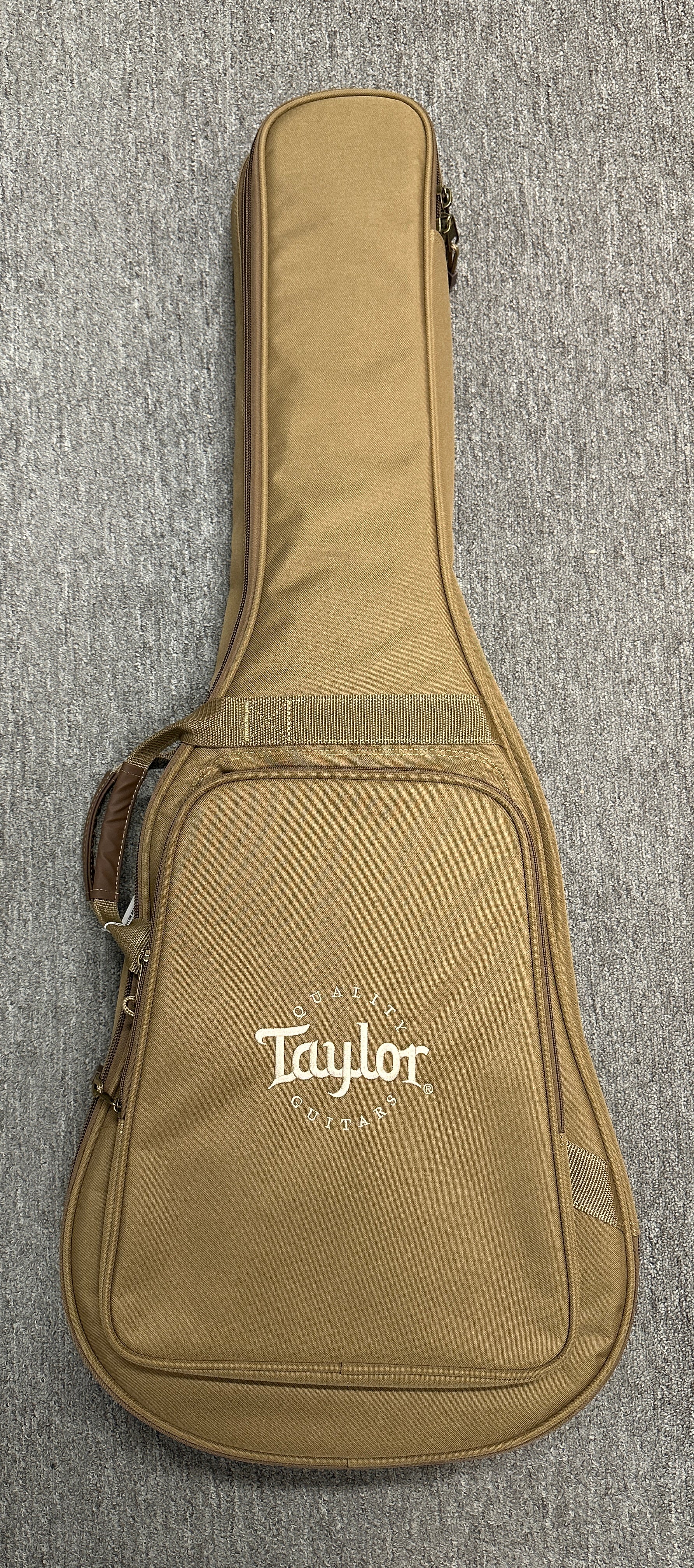 最終値引き【美品】Taylor Academy 12e　新品ギグケース Used Taylor Academy 12 (2022) #52201 with Original Gig Bag