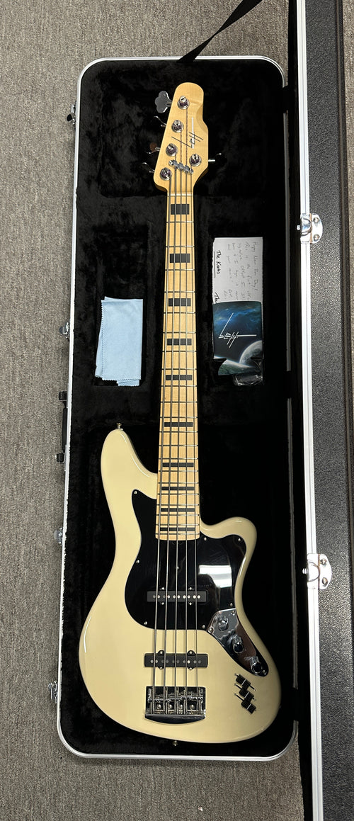 Used L.E.H. Tim Lefebvre Offset 5 - Olympic White #137 with Hard Case