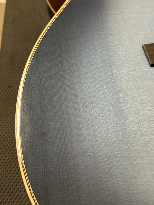 Martin CEO-11 - New Horizons Blue Burst #11423 (NAMM 2026)