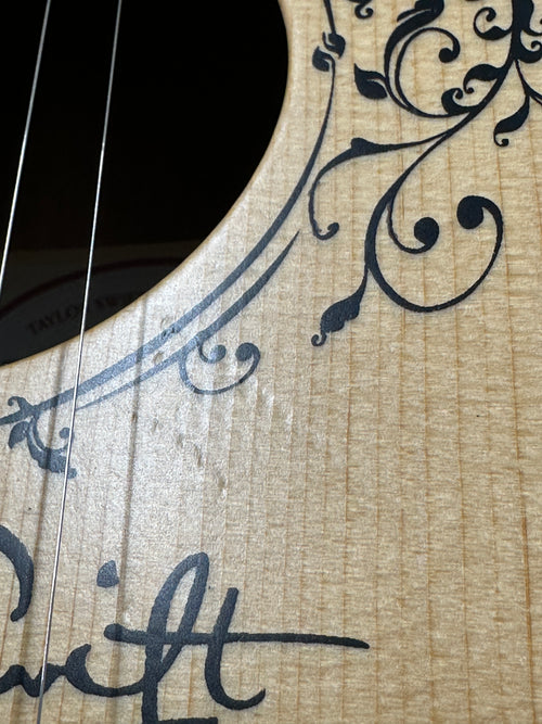 Taylor TS-BTe Taylor Swift Baby Taylor #65002 (NAMM 2026)