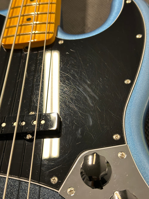 Used Fender American Professional II Jazz Bass (2023) - Dark Night #21823 with Original Hard Case