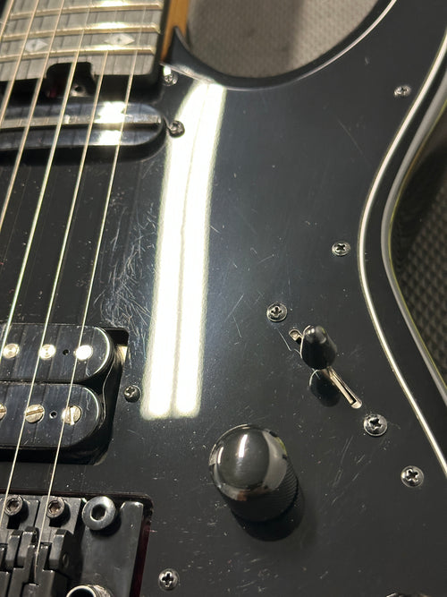 Used Kramer Volante Quilt HSFR (2024) - Magenta Burst #26165 with Original Gig Bag